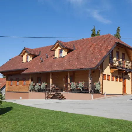 לינה וארוחת בוקר Wine & Tourism Bracko